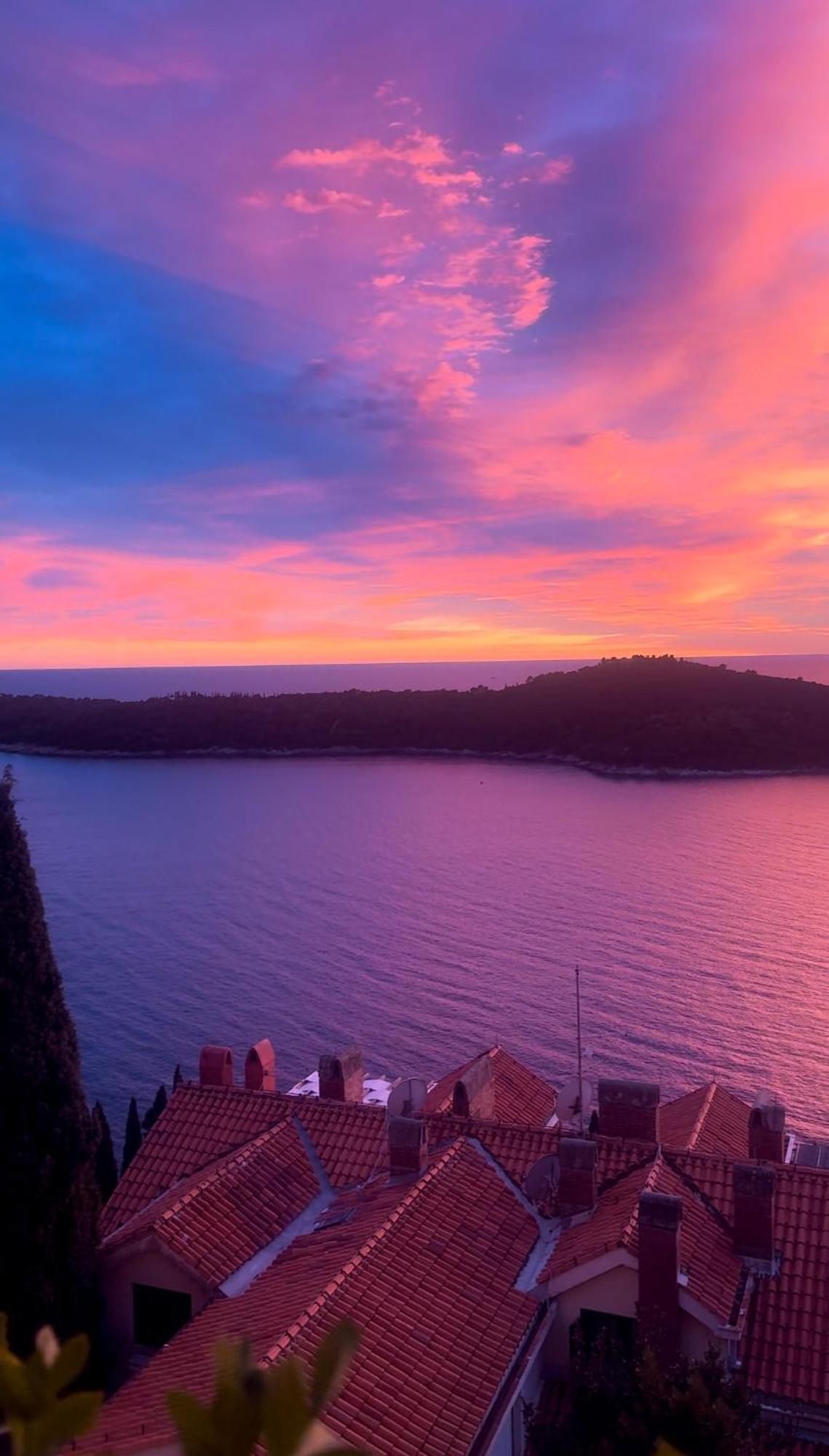 Three Bedroom Apartment With Old Town View - Orlanda'S Apartment Dubrovnik Buitenkant foto